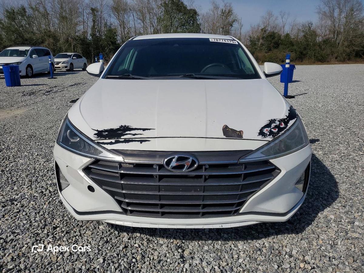 Hyundai Elantra 2019