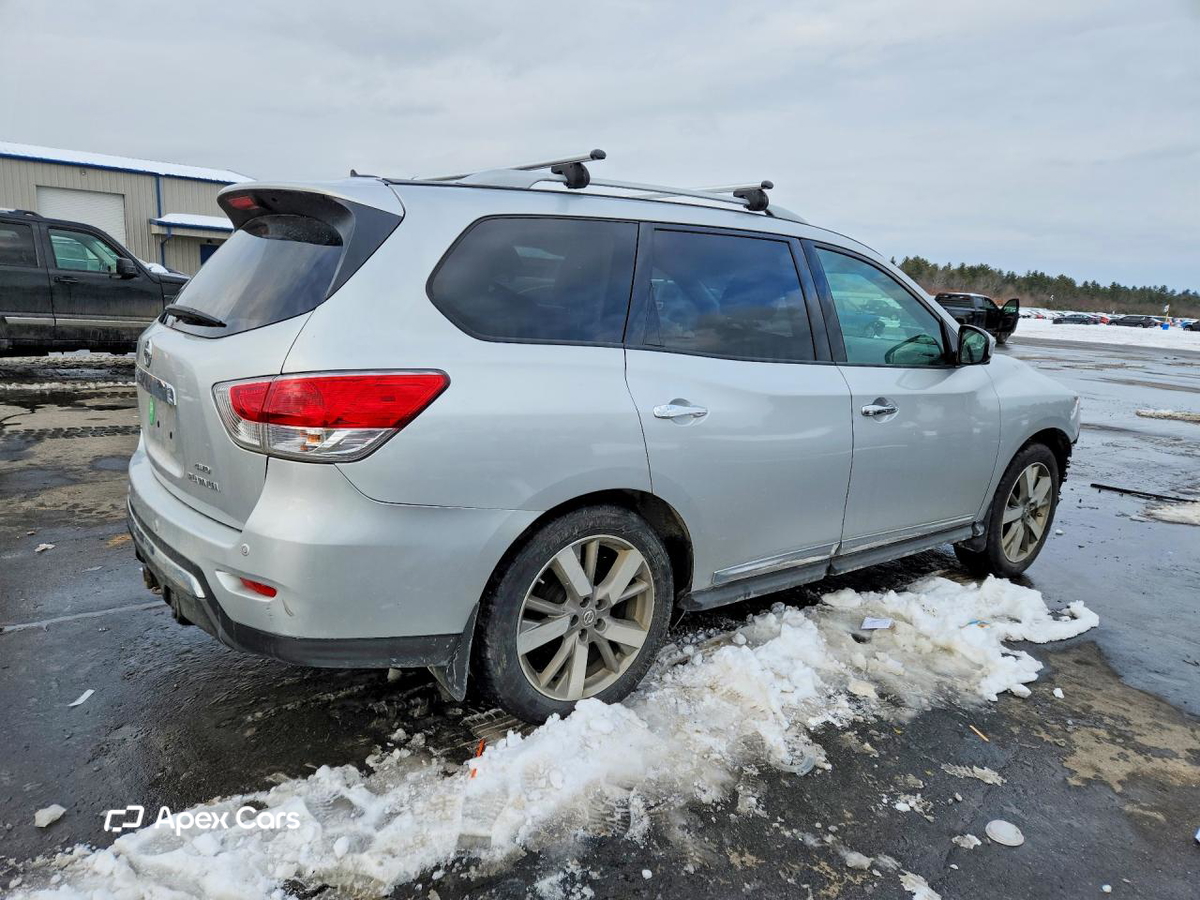 Nissan Pathfinder 2016