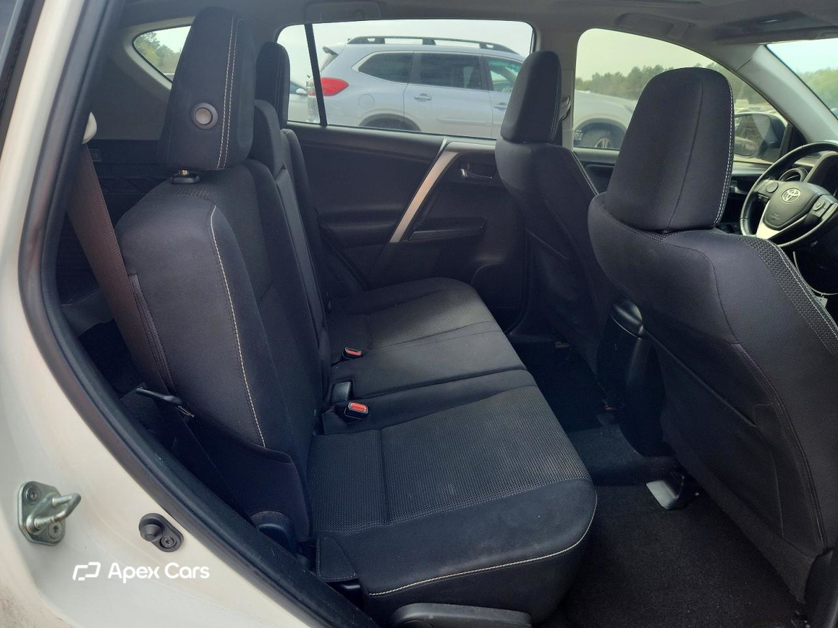 Toyota RAV 4 2016