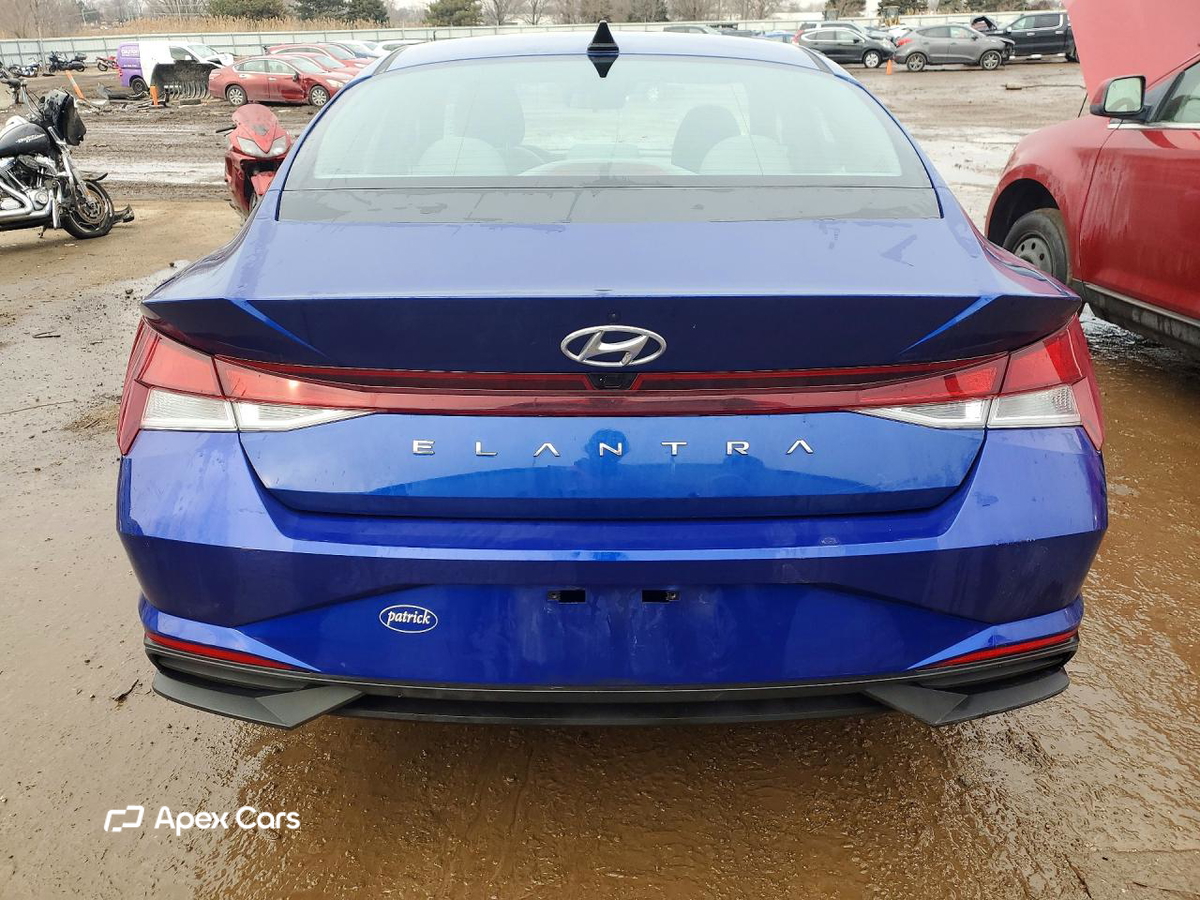 Hyundai Elantra 2023
