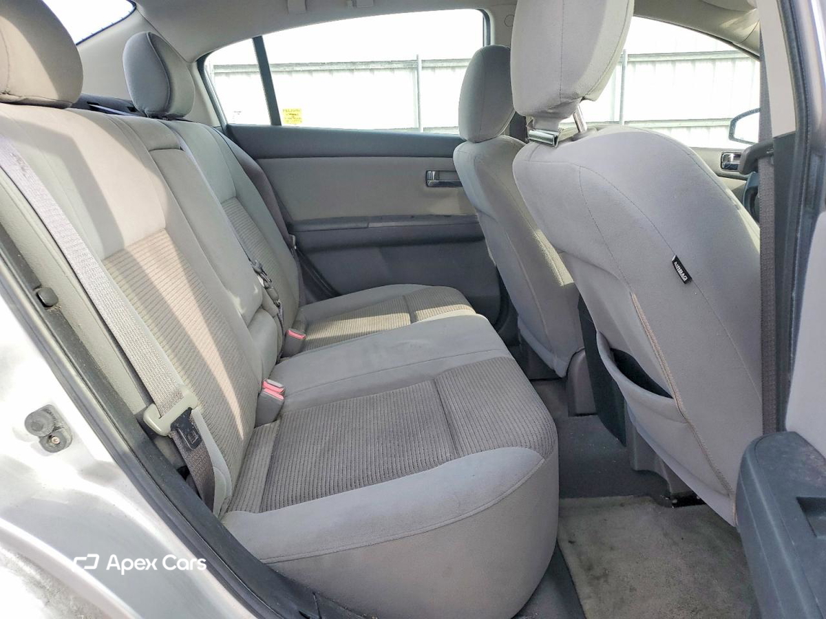 Nissan Sentra 2012