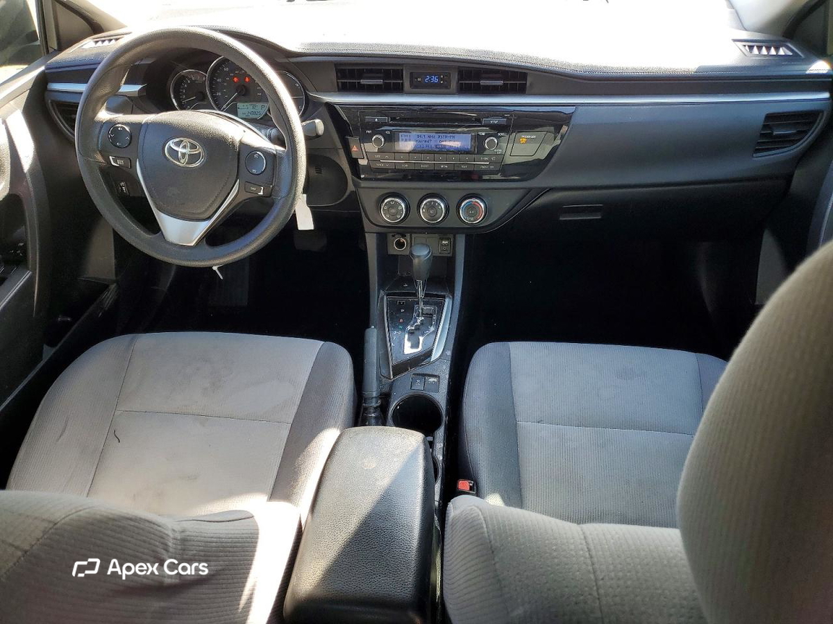 Toyota Corolla 2015