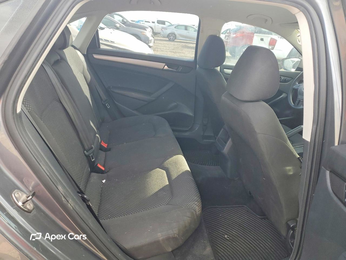 Volkswagen Passat 2012