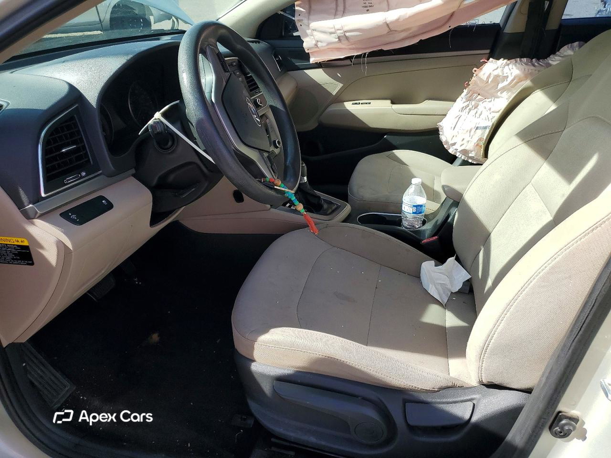 Hyundai Elantra 2017