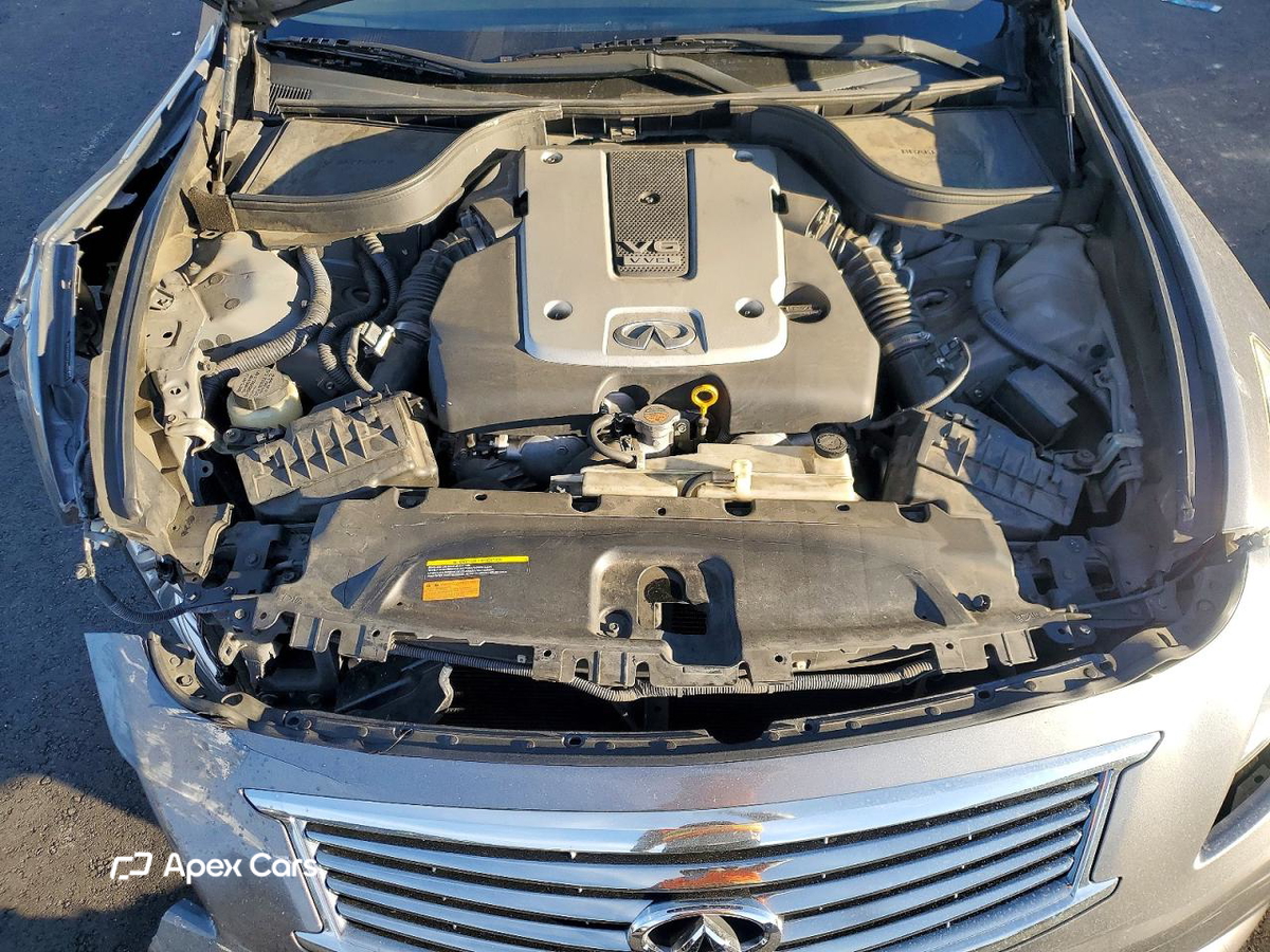 Infiniti Q40 2015