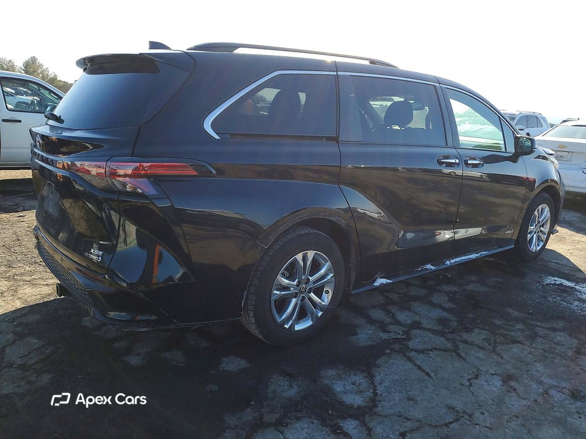 Toyota Sienna 2021