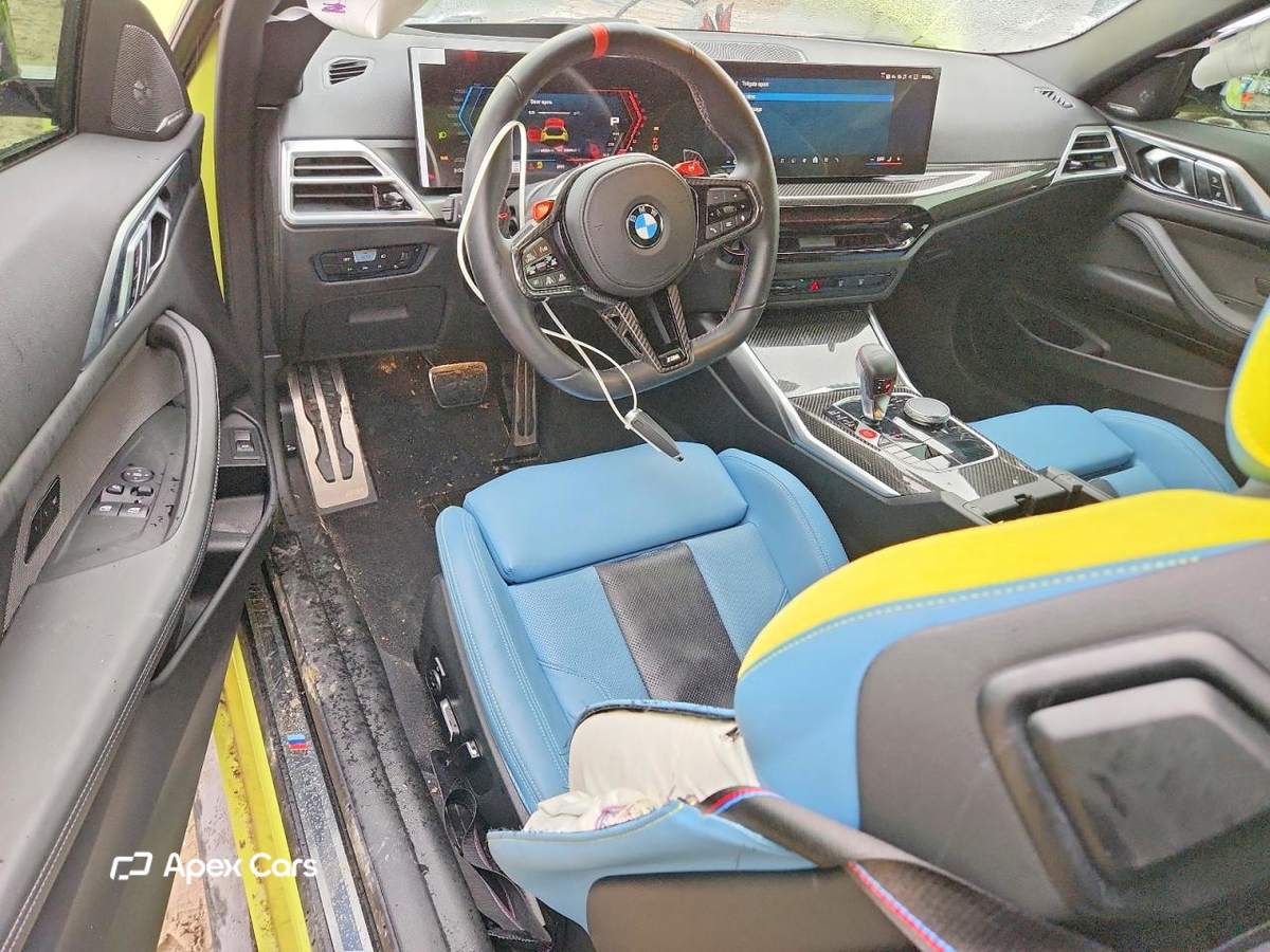 BMW M4 2025
