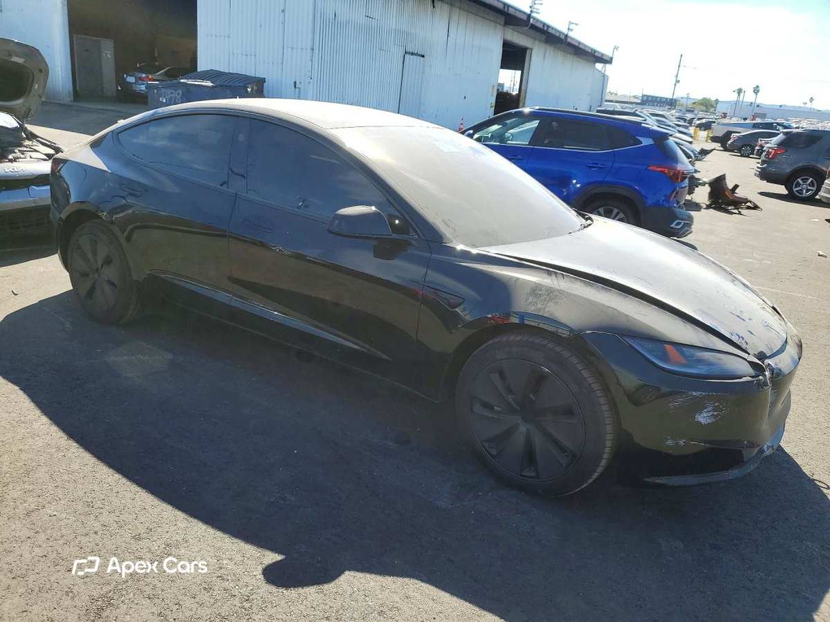Tesla Model 3 2025