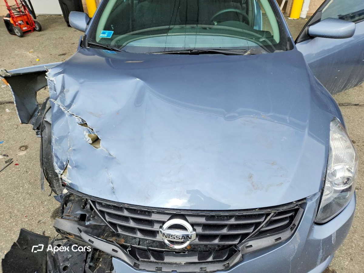 Nissan Altima 2012