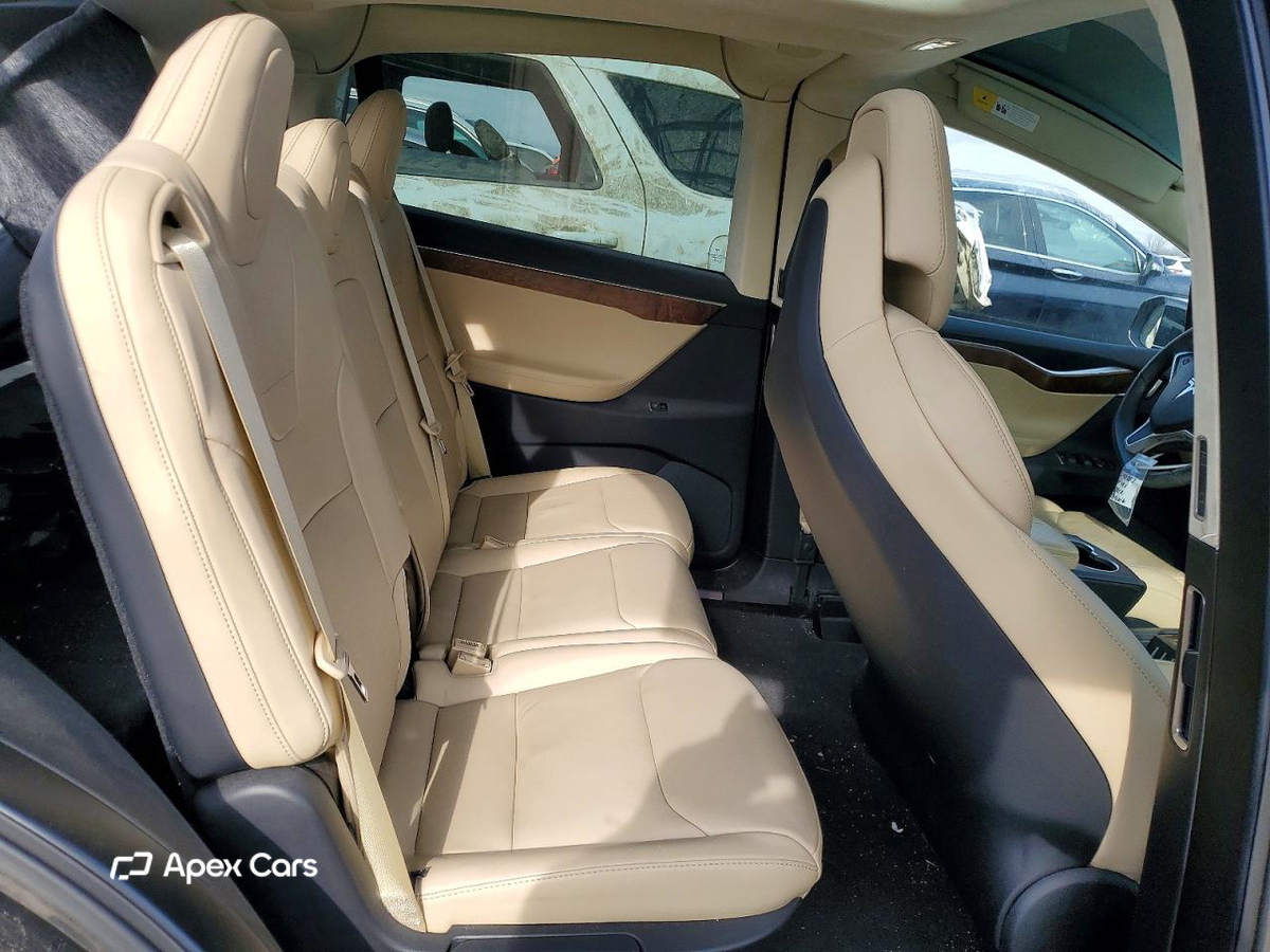 Tesla Model X 2017