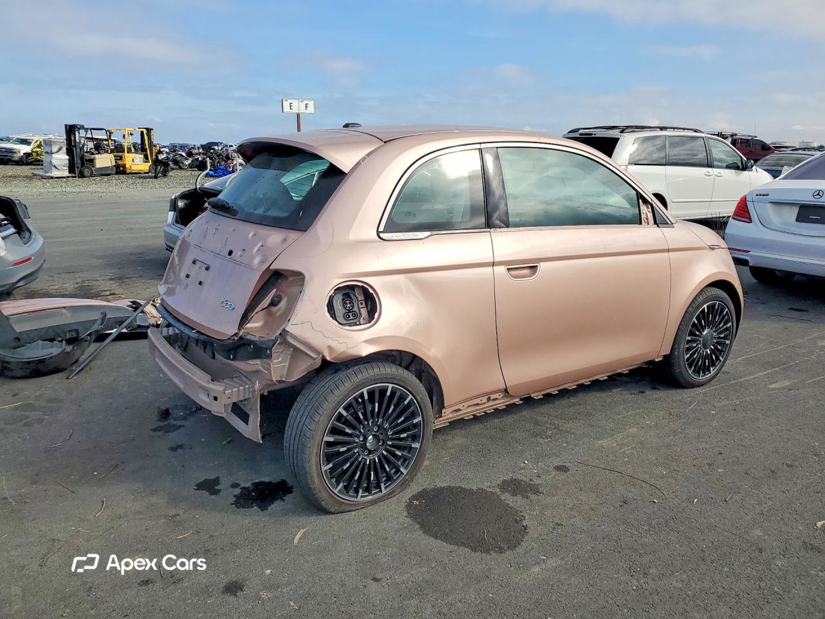 Fiat 500 2024