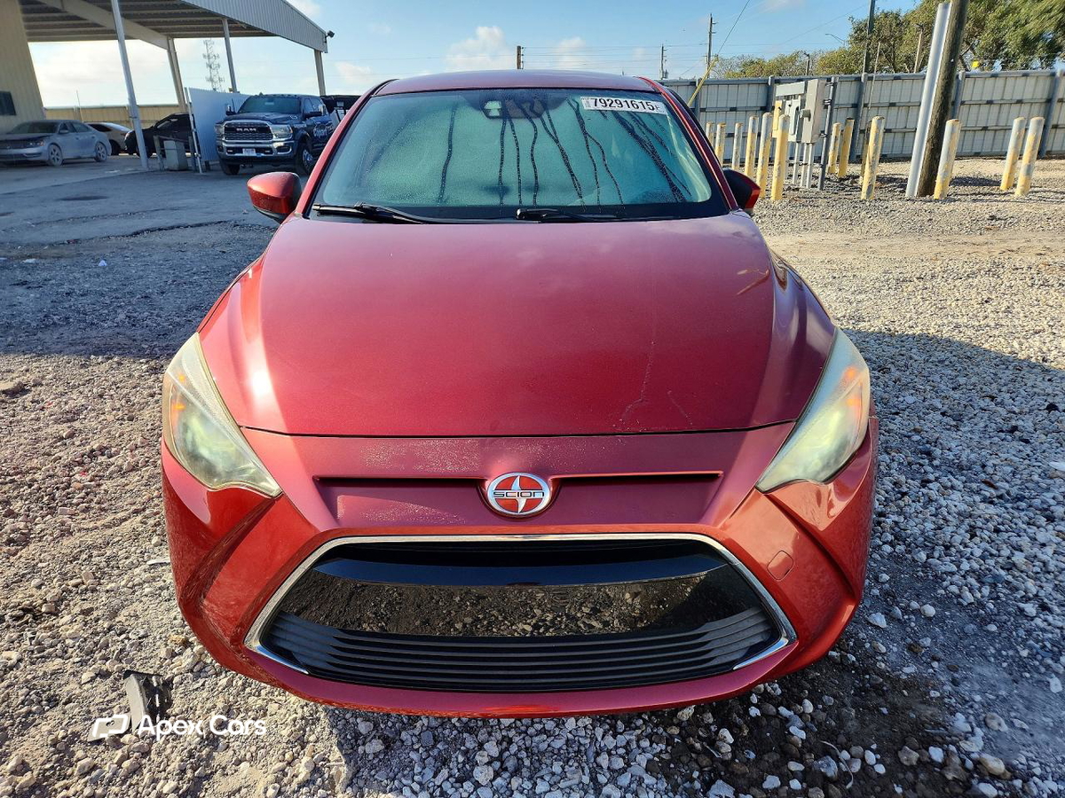 Scion iA 2016
