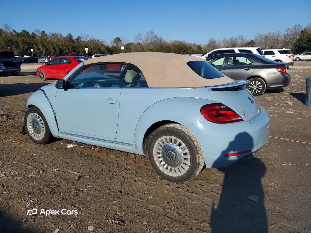 Volkswagen Beetle 2013