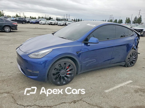 Tesla Model Y 2022 - Image 1 of 14