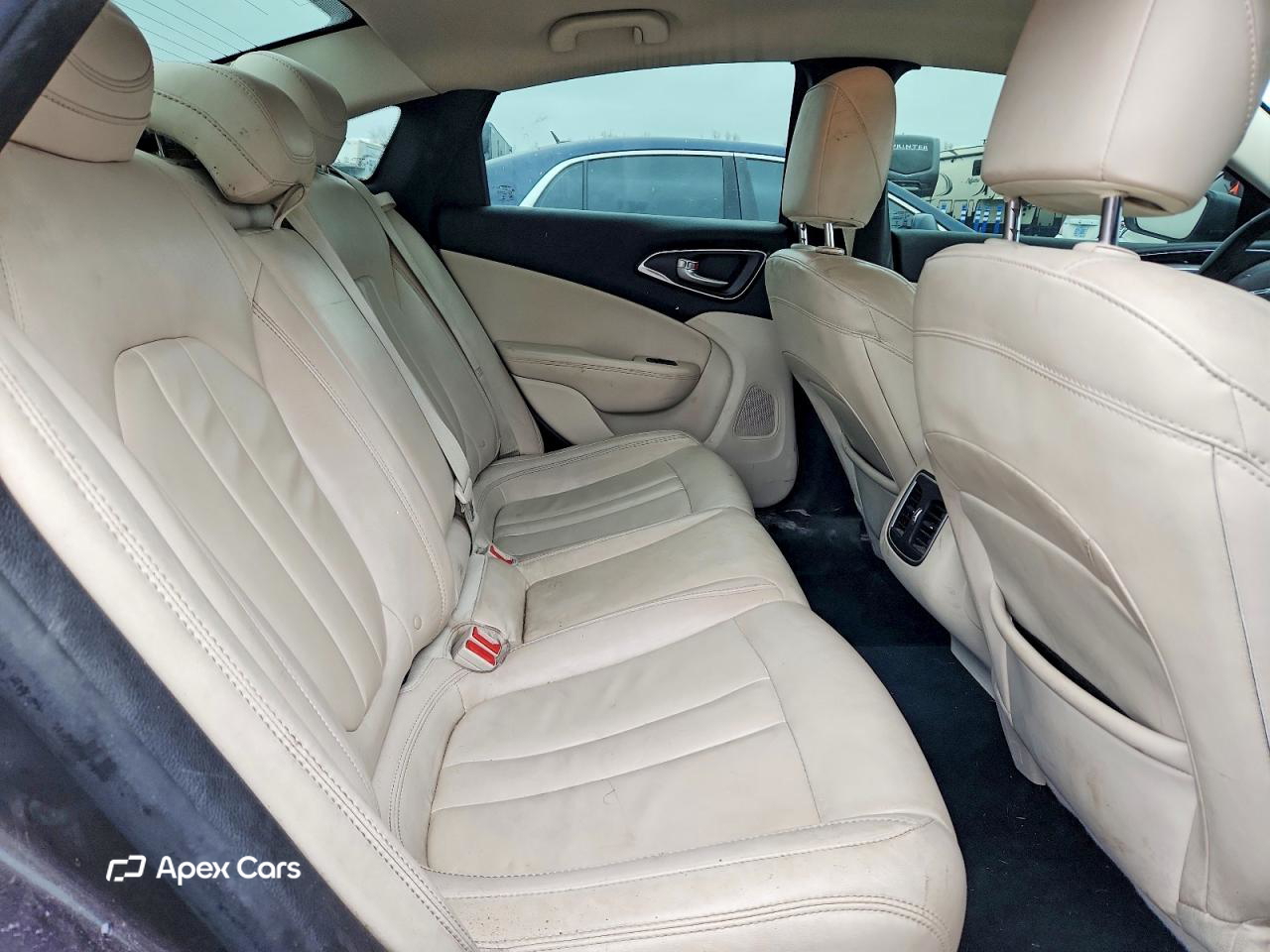 Chrysler 200 2015