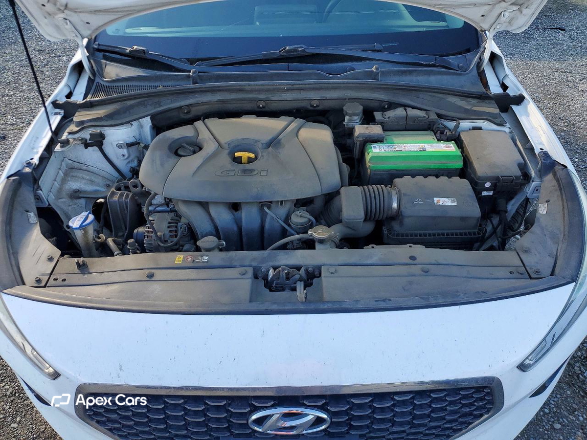 Hyundai Elantra 2018