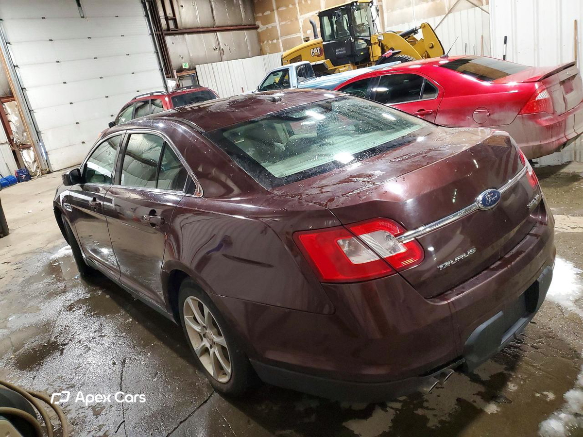 Ford Taurus 2010