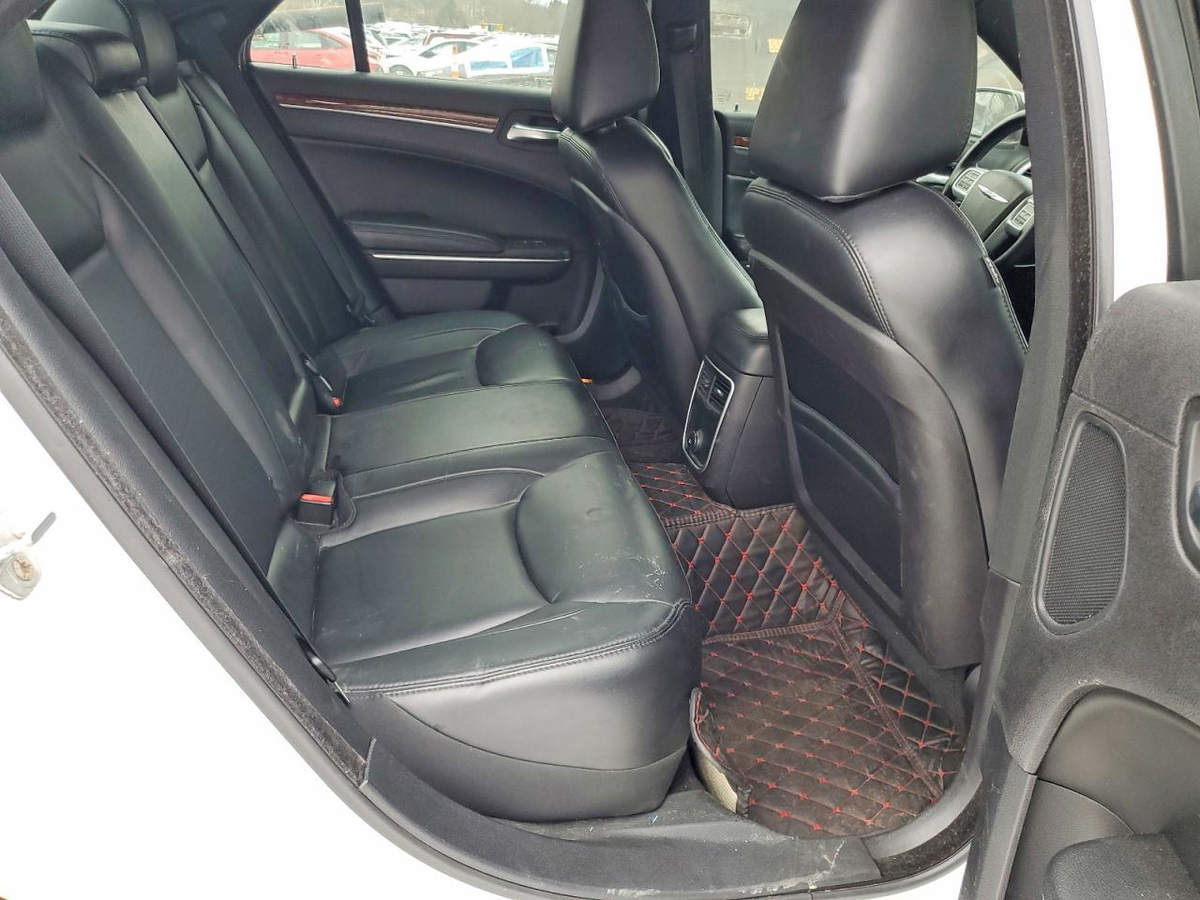 Chrysler 300 2014