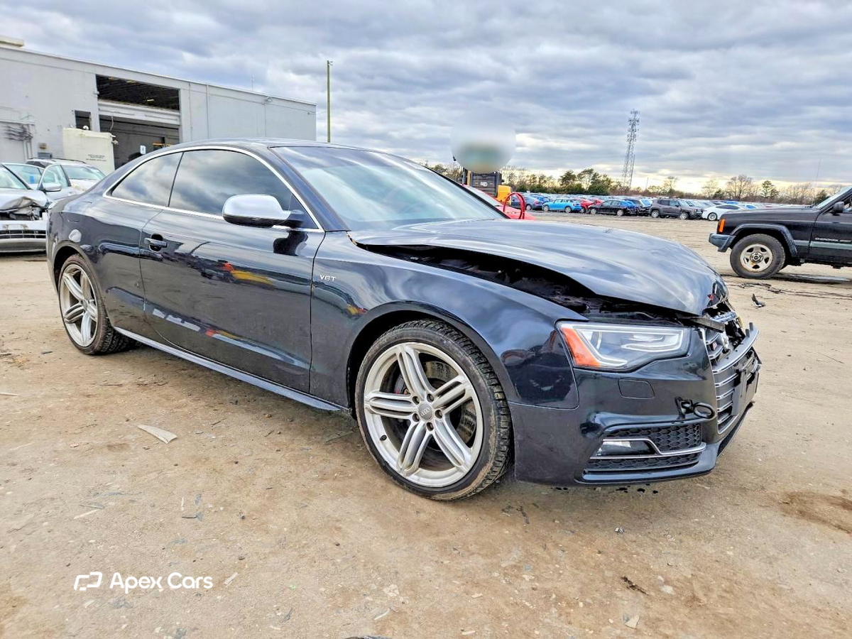 Audi RS5 2013