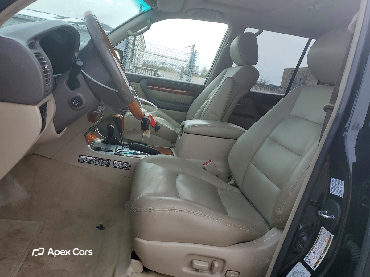 Lexus LX 2004