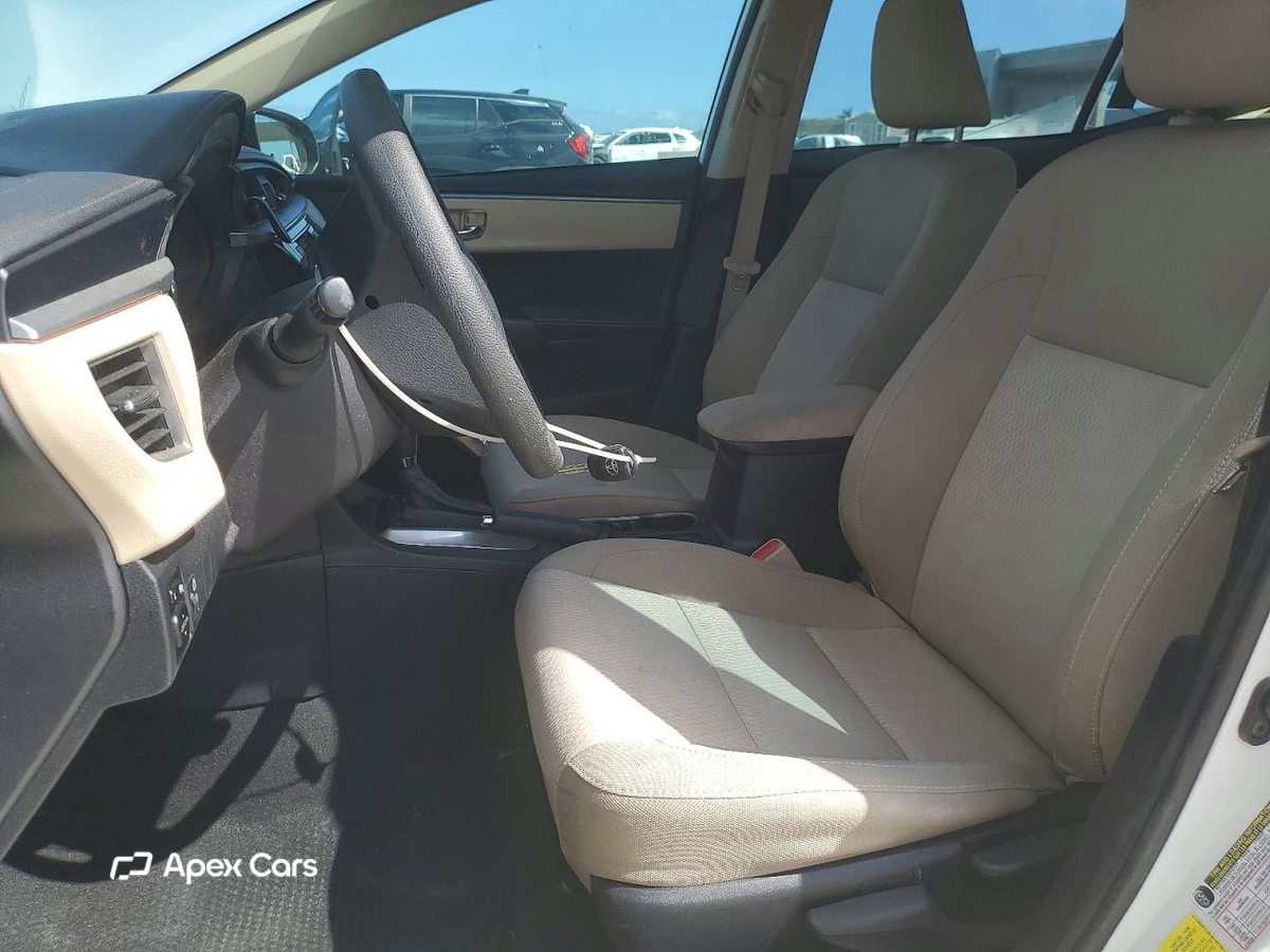Toyota Corolla 2015