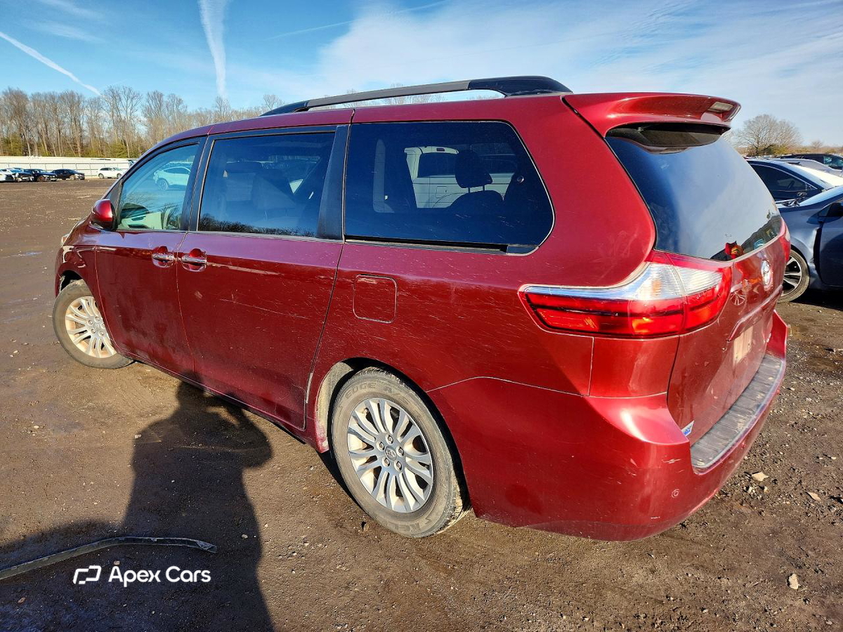 Toyota Sienna 2015