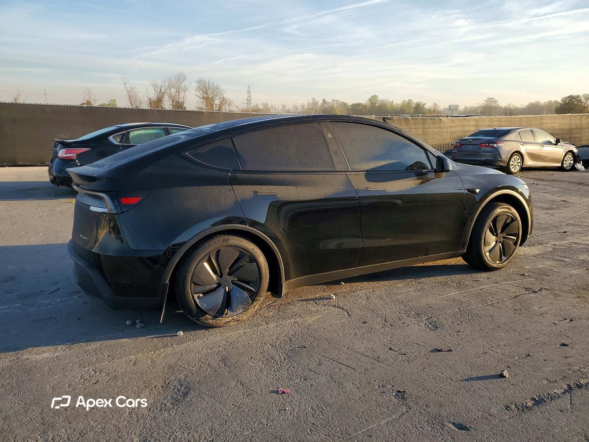Tesla Model Y 2026