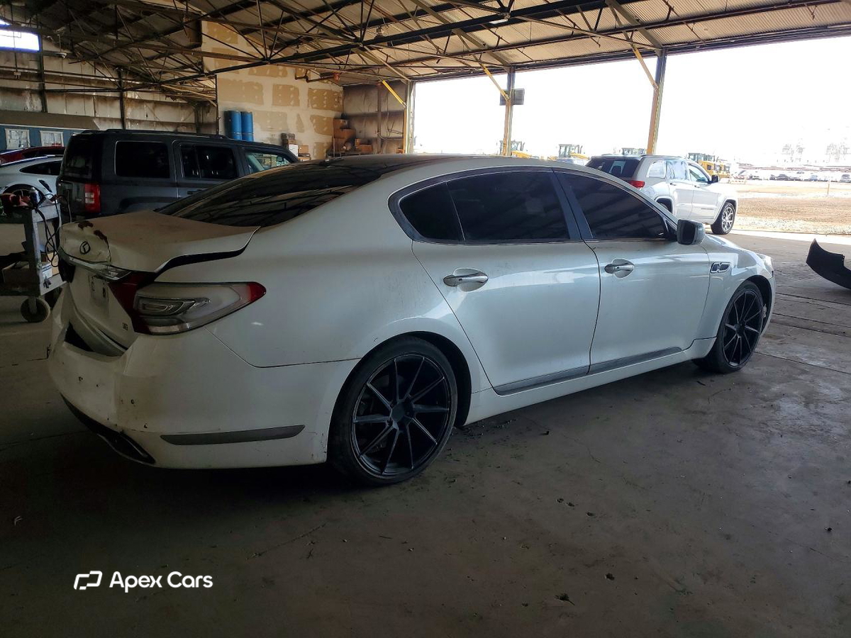 Kia K900 2015