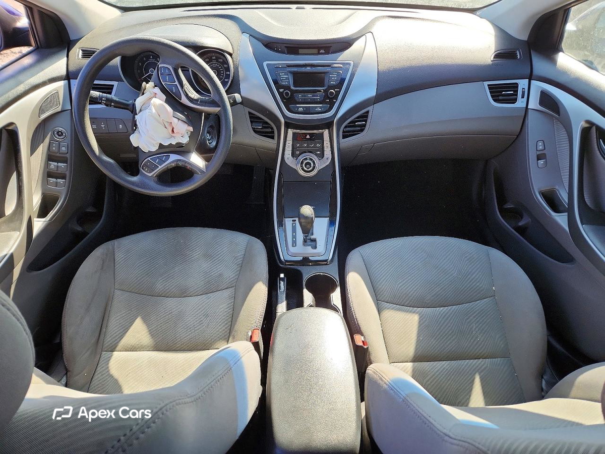 Hyundai Elantra 2013