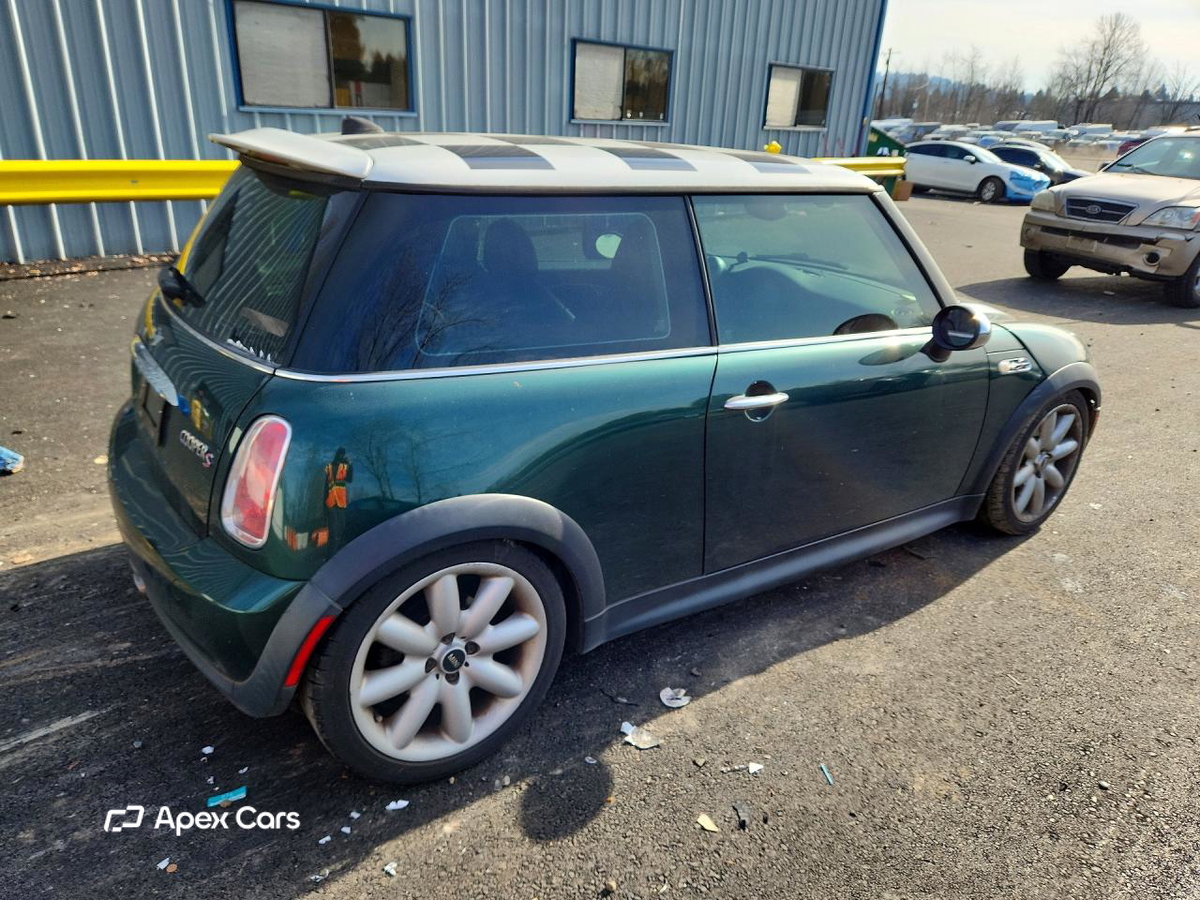 MINI Cooper 2005