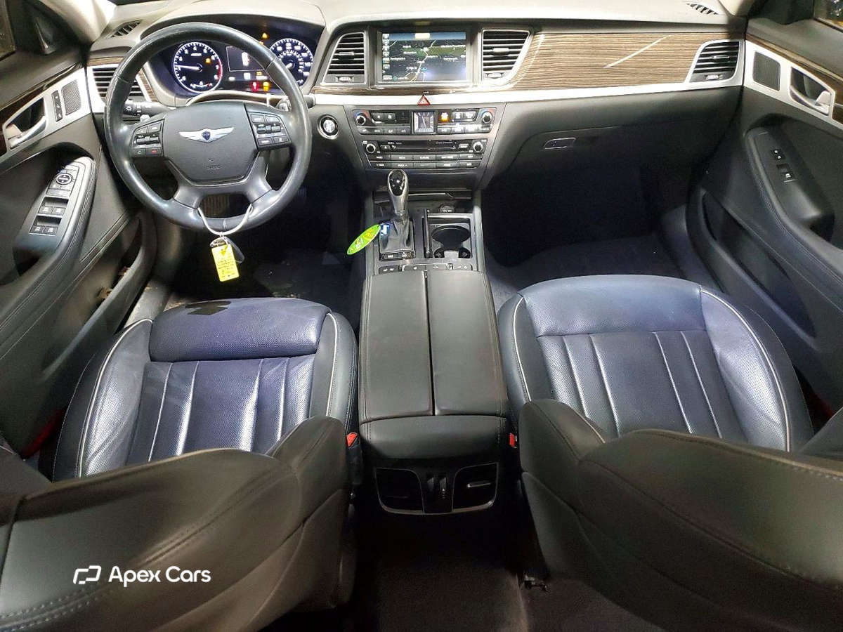 Hyundai Genesis 2015