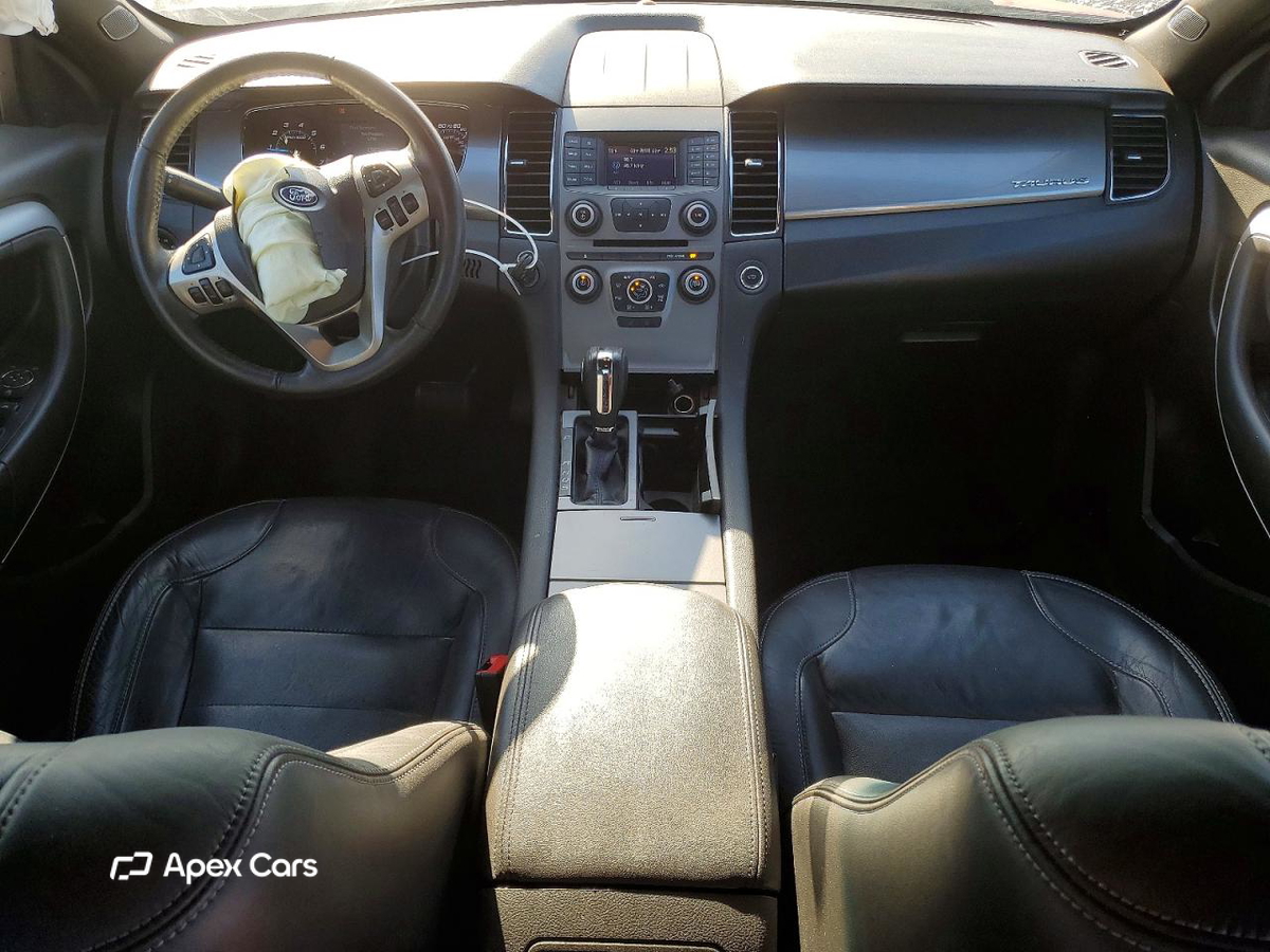 Ford Taurus 2016