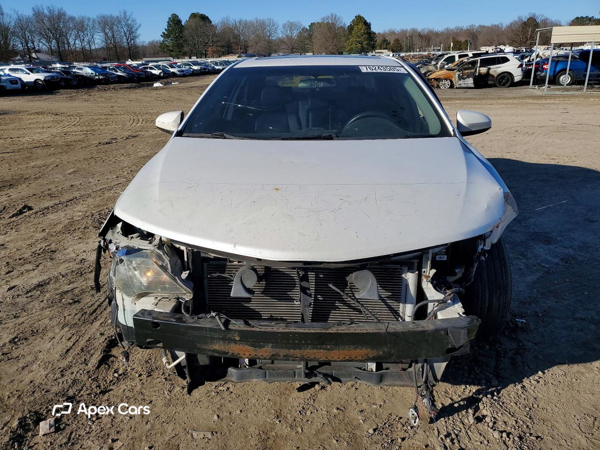 Toyota Camry 2012