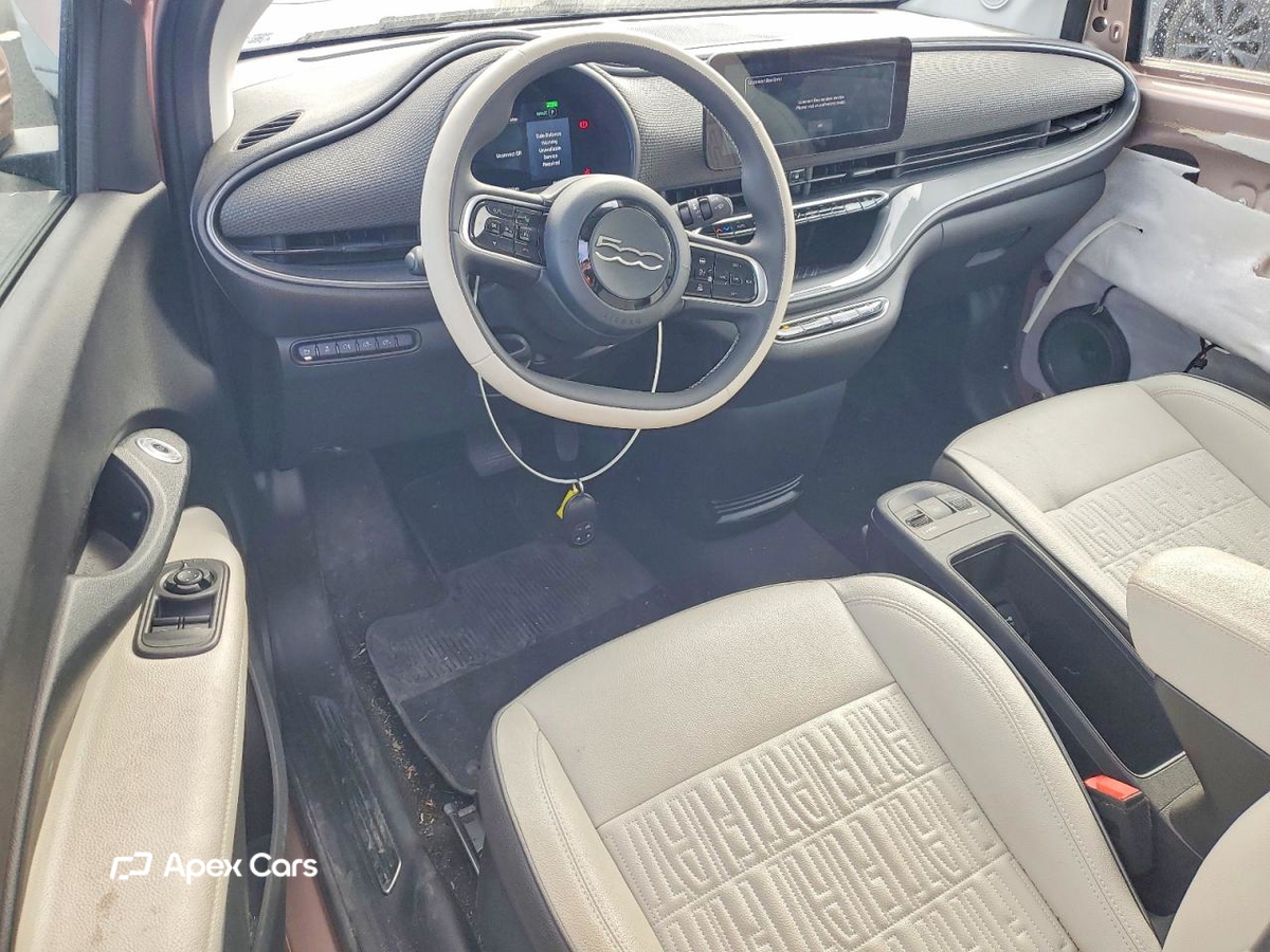 Fiat 500 2024