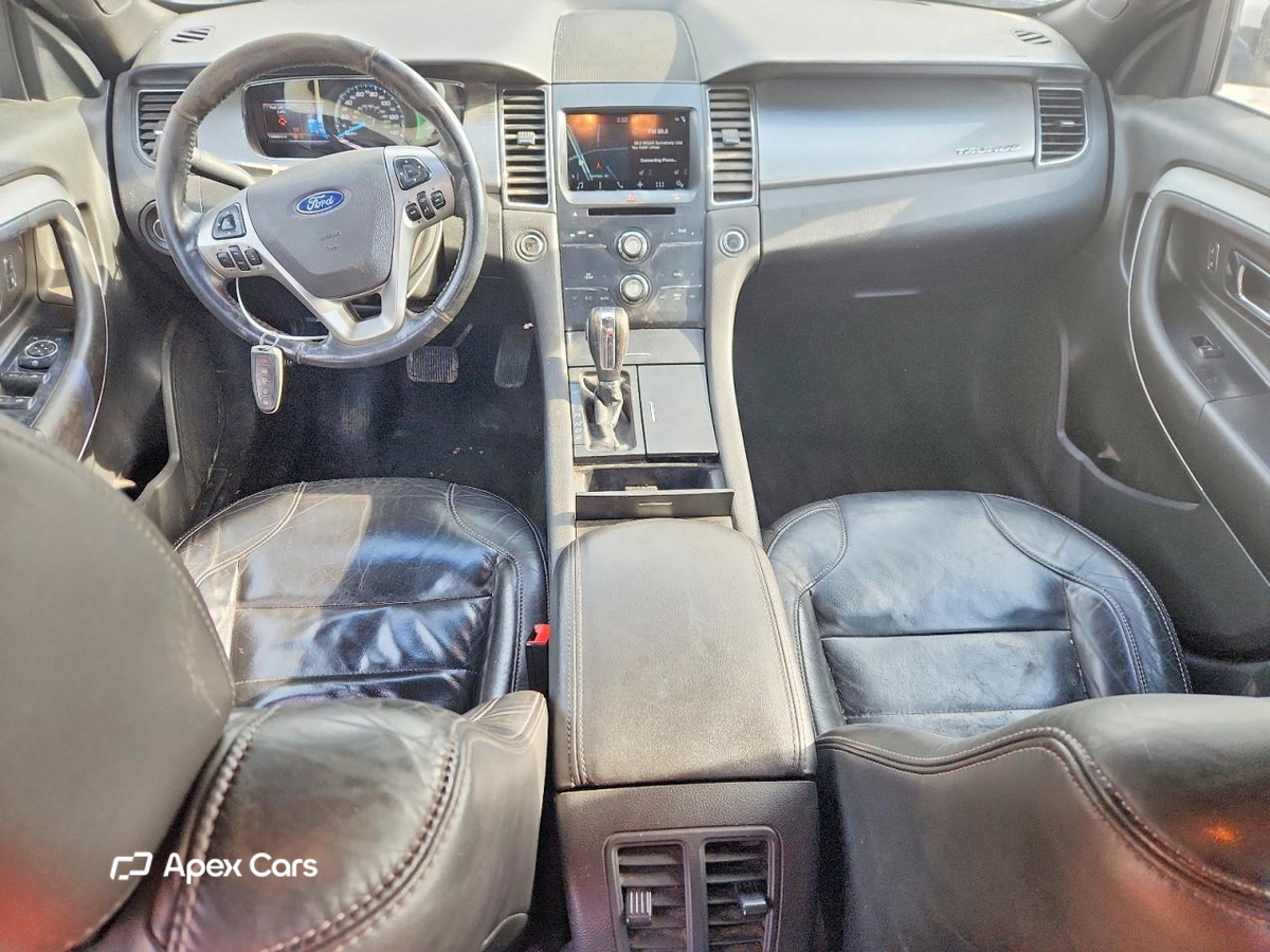 Ford Taurus 2017