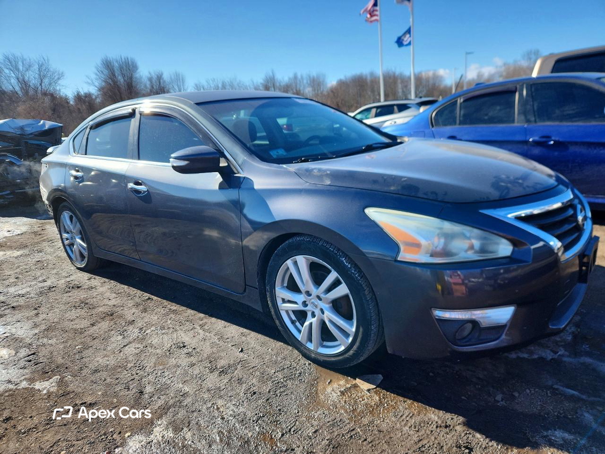 Nissan Altima 2013