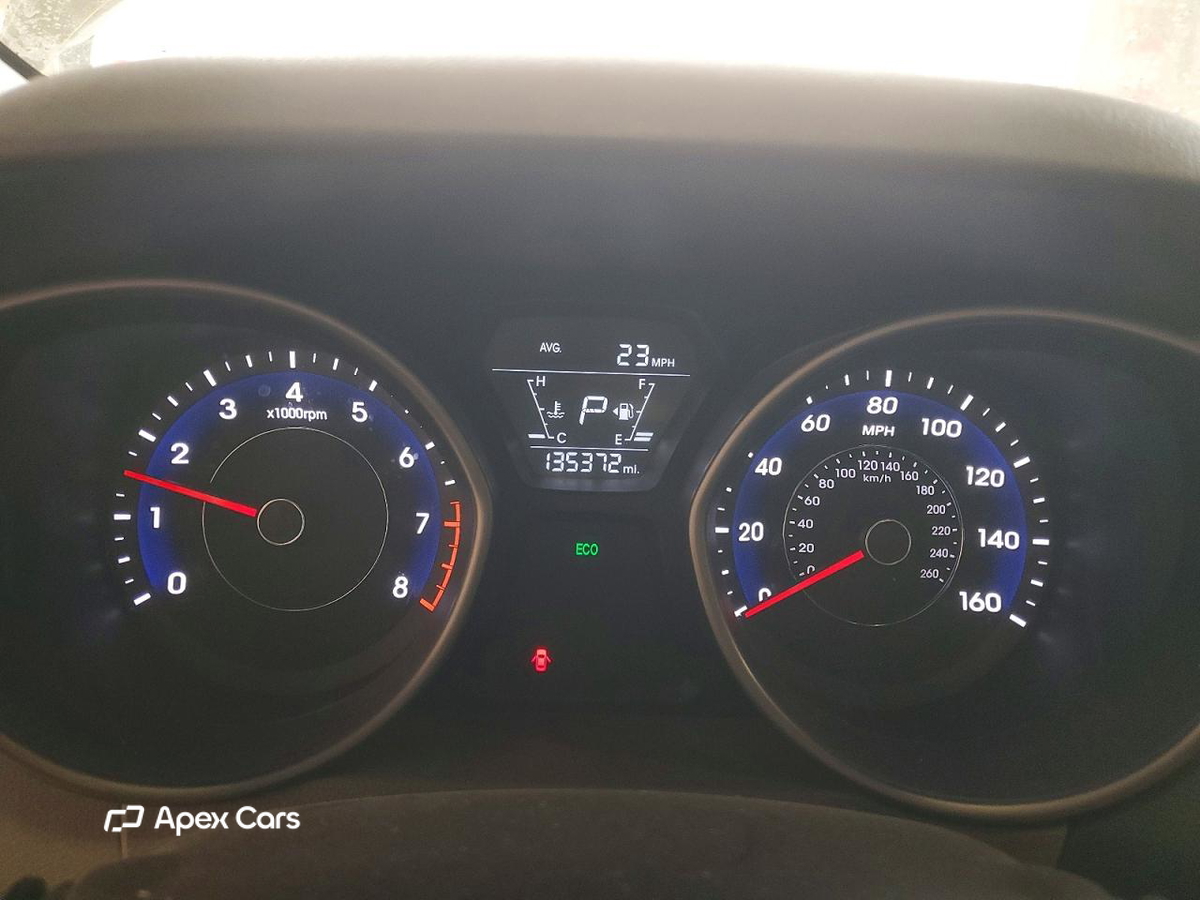 Hyundai Elantra 2015