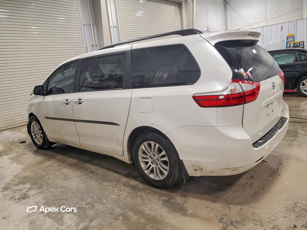 Toyota Sienna 2017