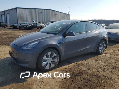 Tesla Model Y 2022 - Image 1 of 13