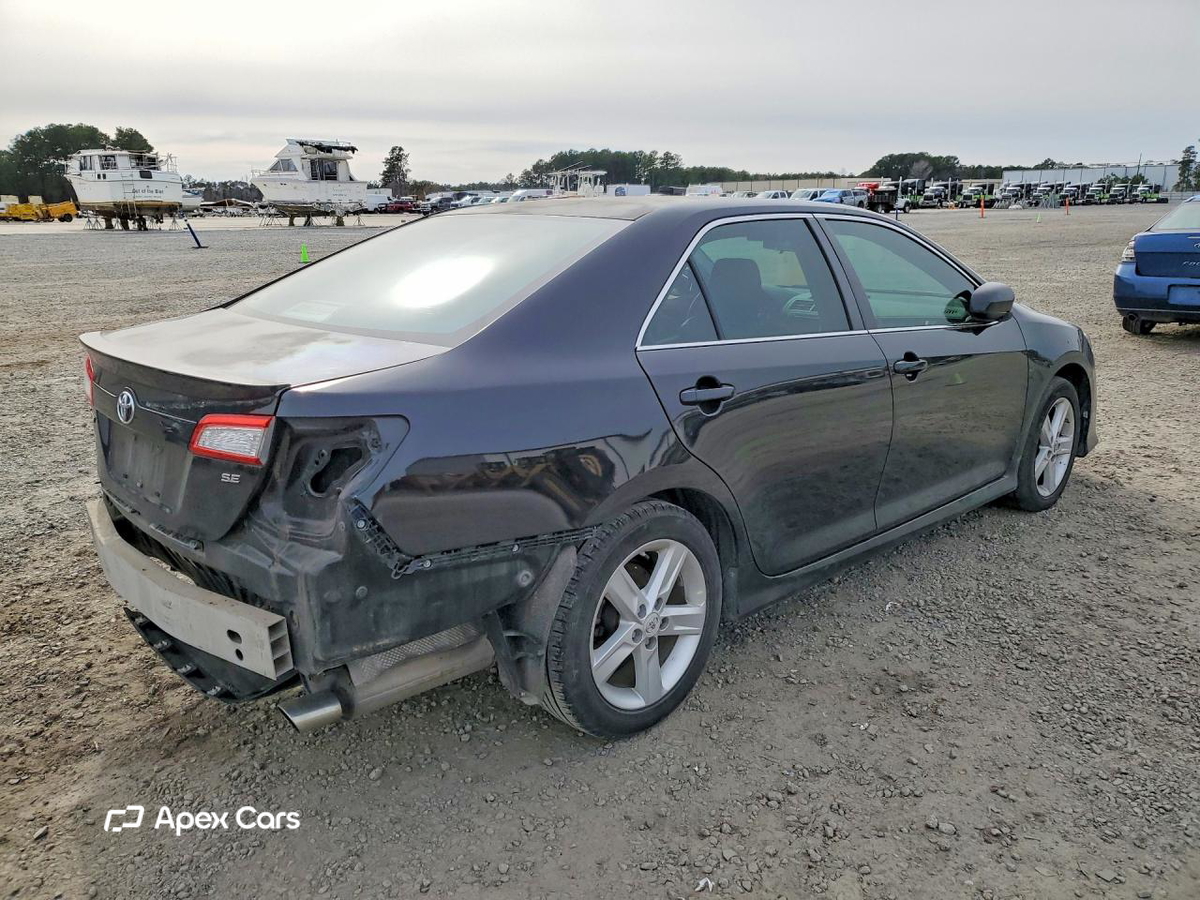 Toyota Camry 2012