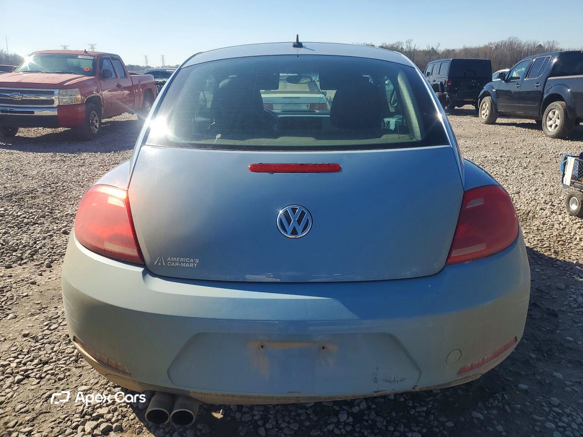 Volkswagen Beetle 2012