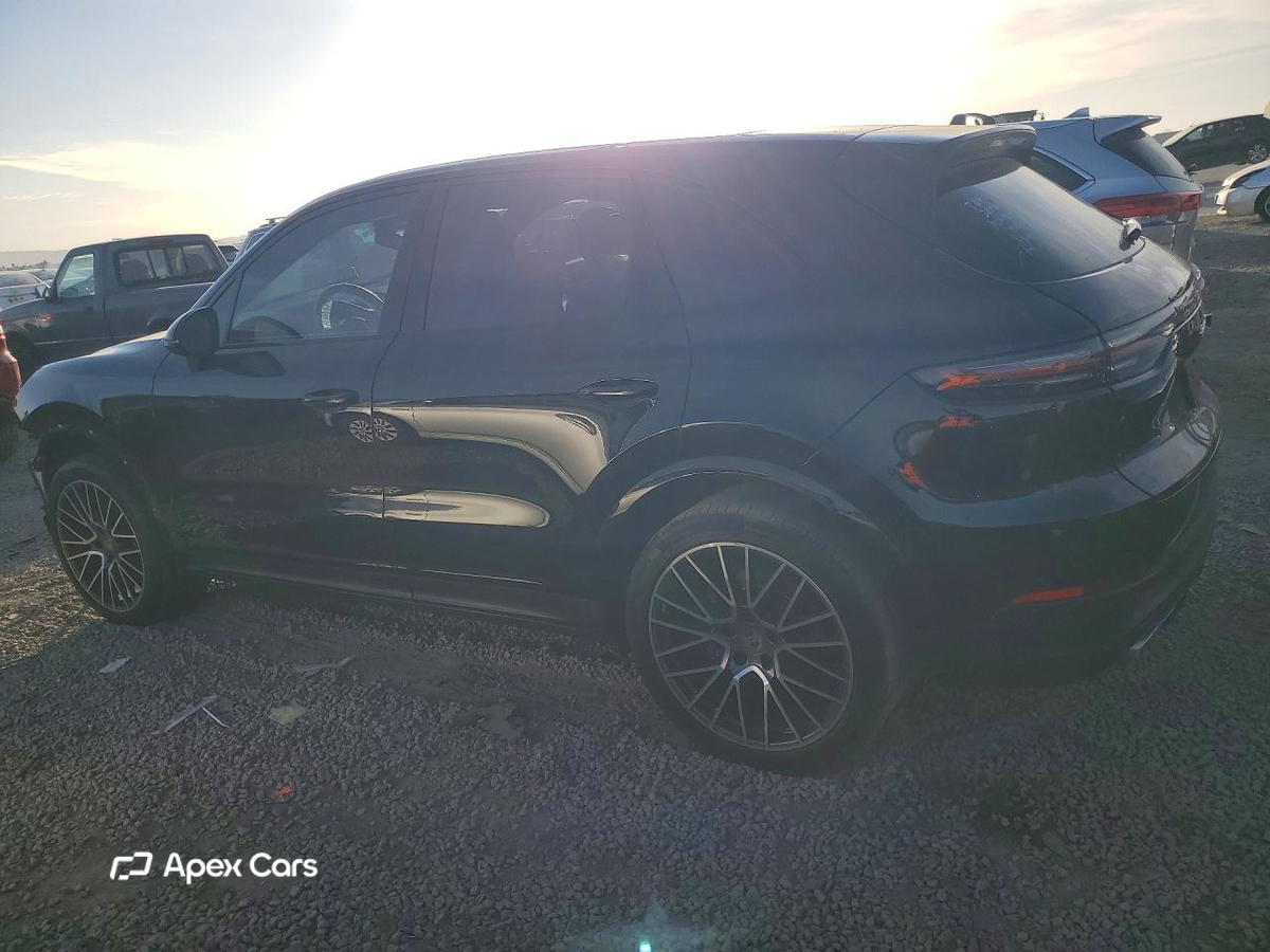 Porsche Cayenne 2021