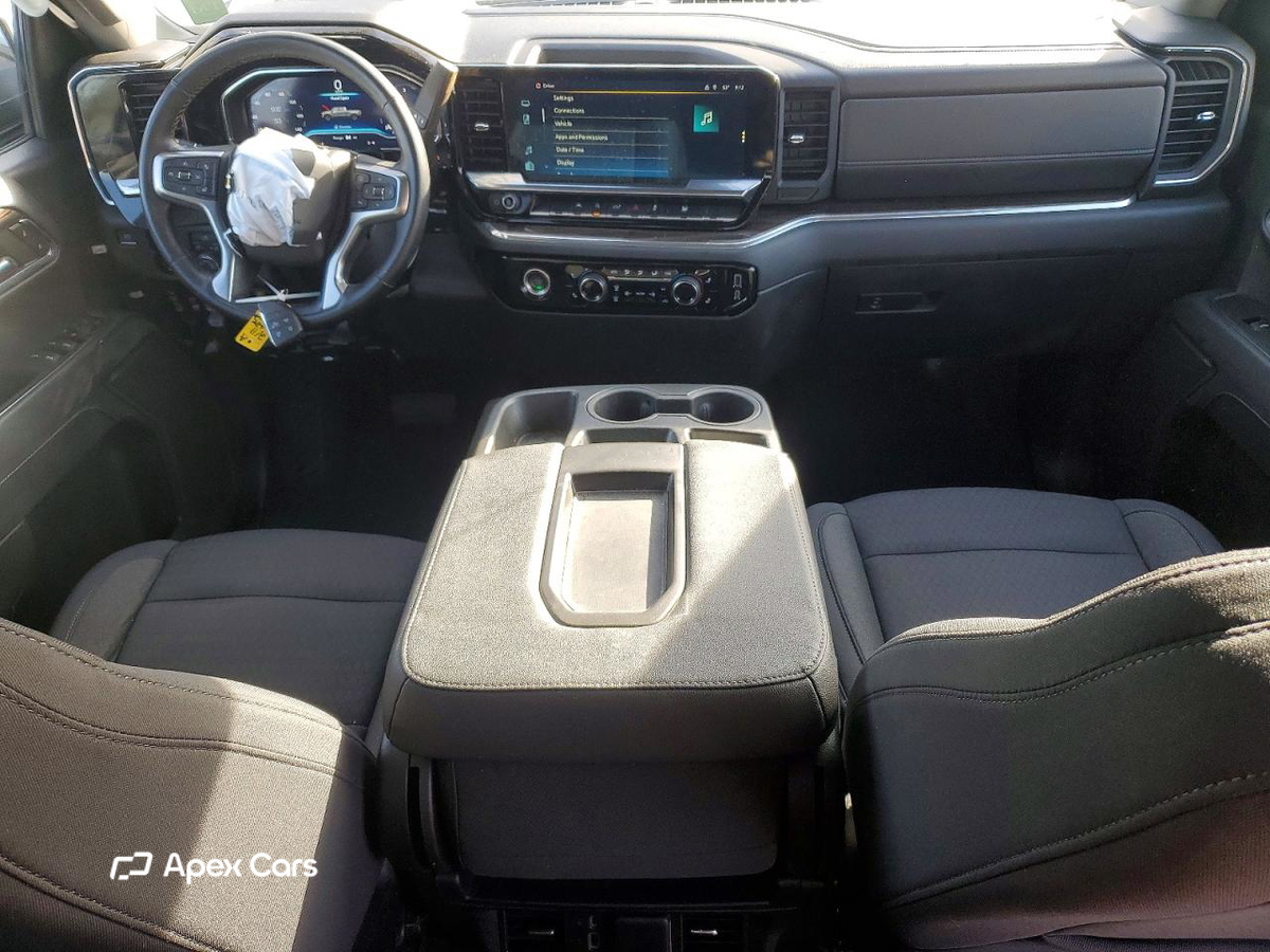 Chevrolet Silverado 2023