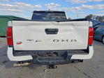 Toyota Tacoma 2024
