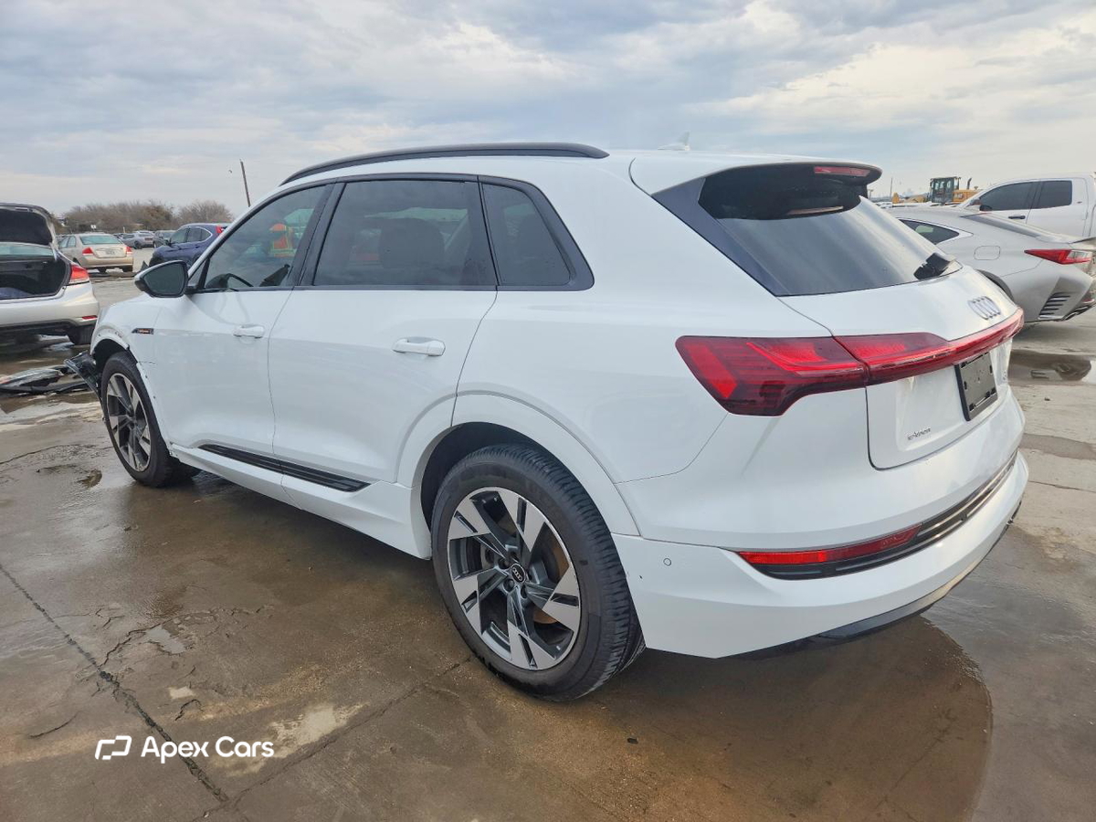 Audi e-tron 2021