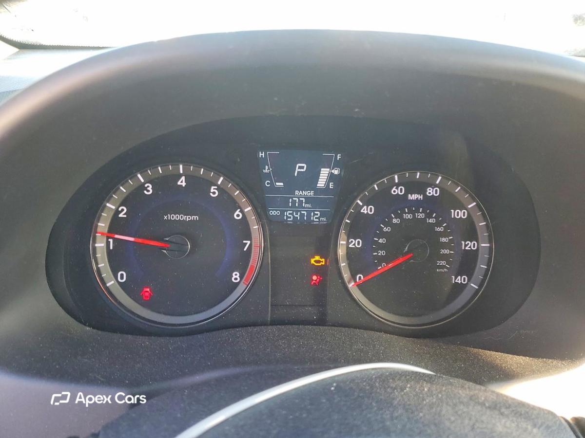 Hyundai Accent 2014