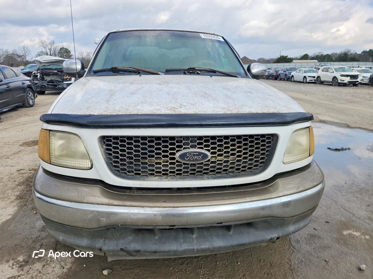 Ford F-150 2002