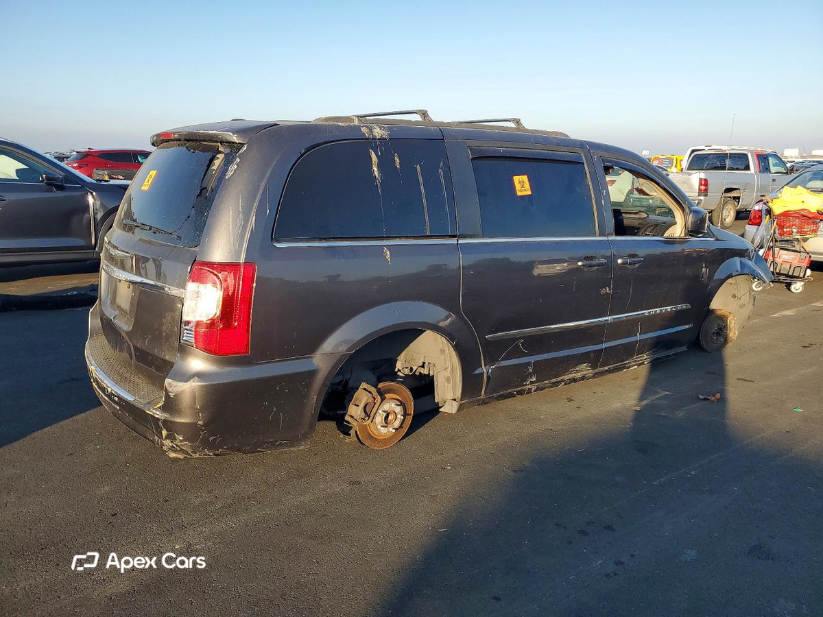 Chrysler Voyager 2015