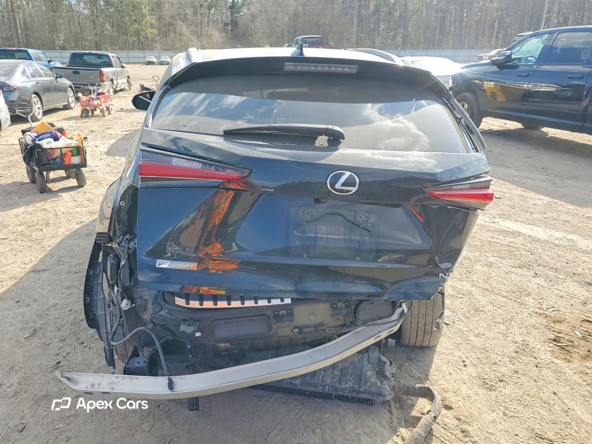 Lexus NX 2021