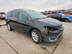 Chrysler Pacifica 2017